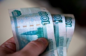 В Лихославле продавец выплатит 70 тысяч рублей штрафа за попытку дать полицейскому взятку в 3 тысячи рублей
