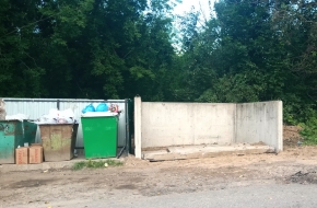 В Лихославле появились контейнерные площадки для крупногабаритного мусора