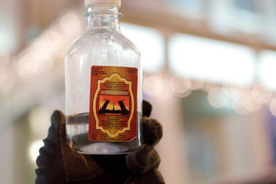 В России запретили продавать «настойку боярышника» и спиртосодержащую непищевую продукцию