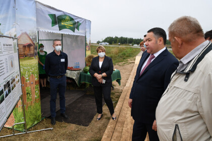 Игорь Руденя посетил Лихославльский муниципальный округ и обсудил с аграриями региона развитие сельского хозяйства