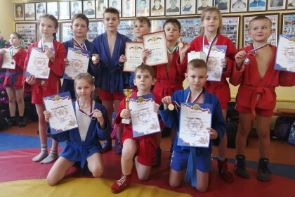 Представители калашниковской школы борьбы показали отличный результат на выездных соревнованиях